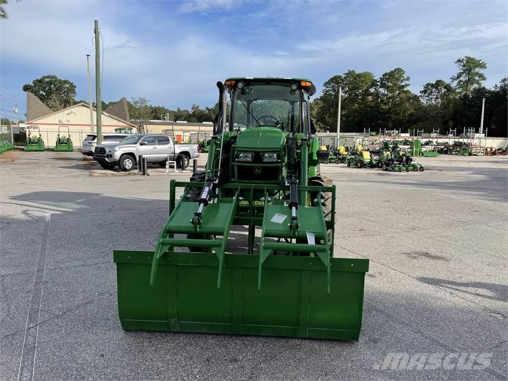 John Deere 5090E Tracteur