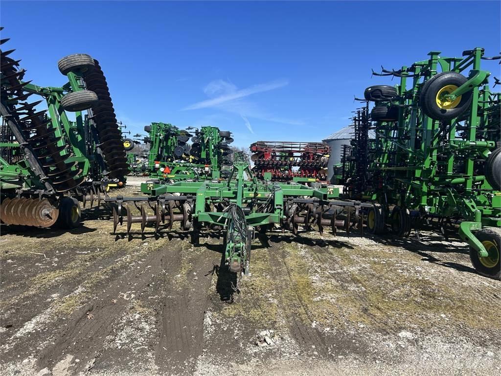 John Deere 512 Autres outils de préparation du sol