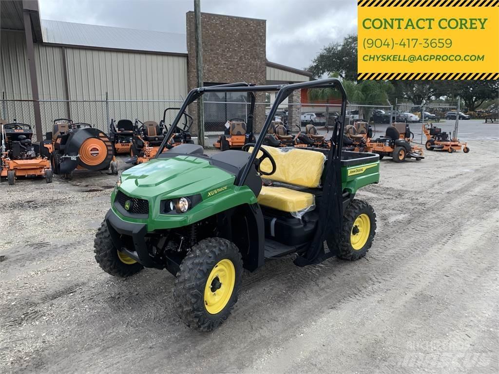John Deere 560E Mini utilitaire