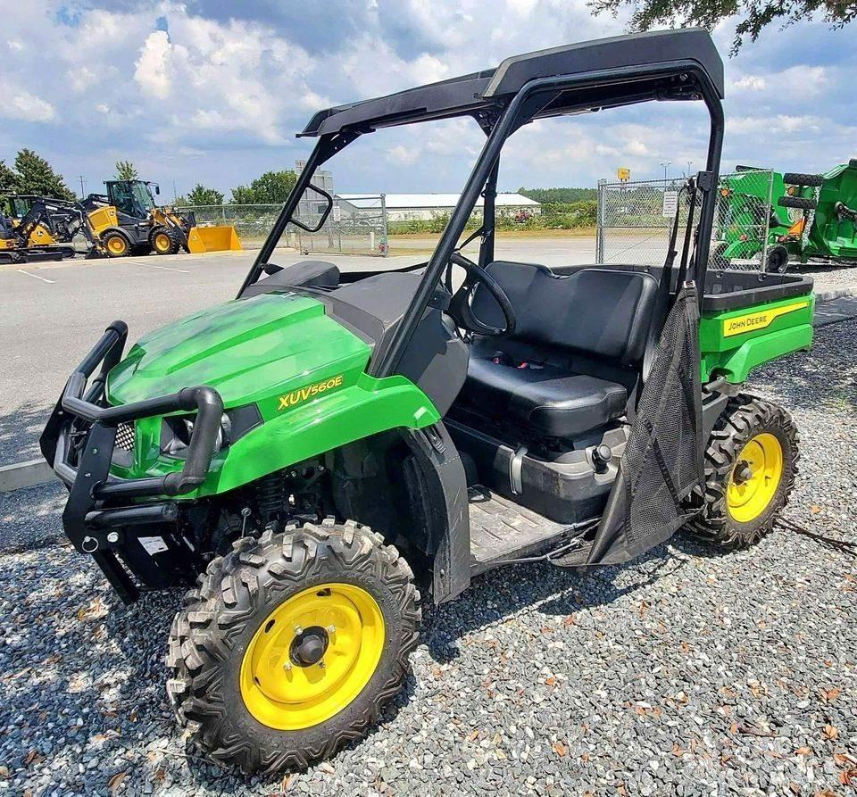 John Deere 560E Mini utilitaire