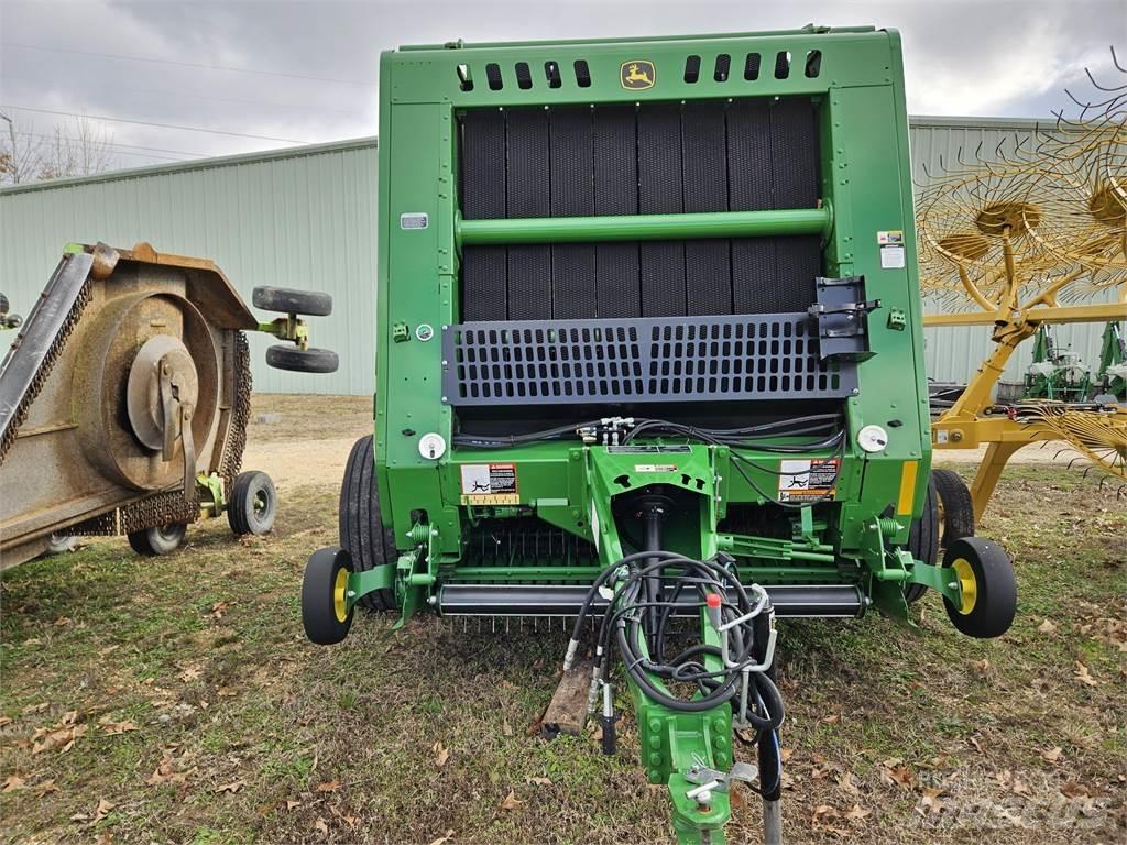John Deere 560M Presse à balle ronde