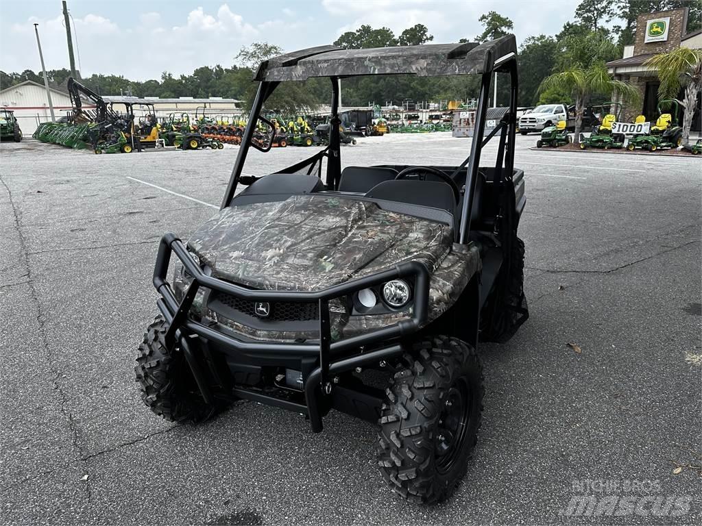 John Deere 590M Mini utilitaire