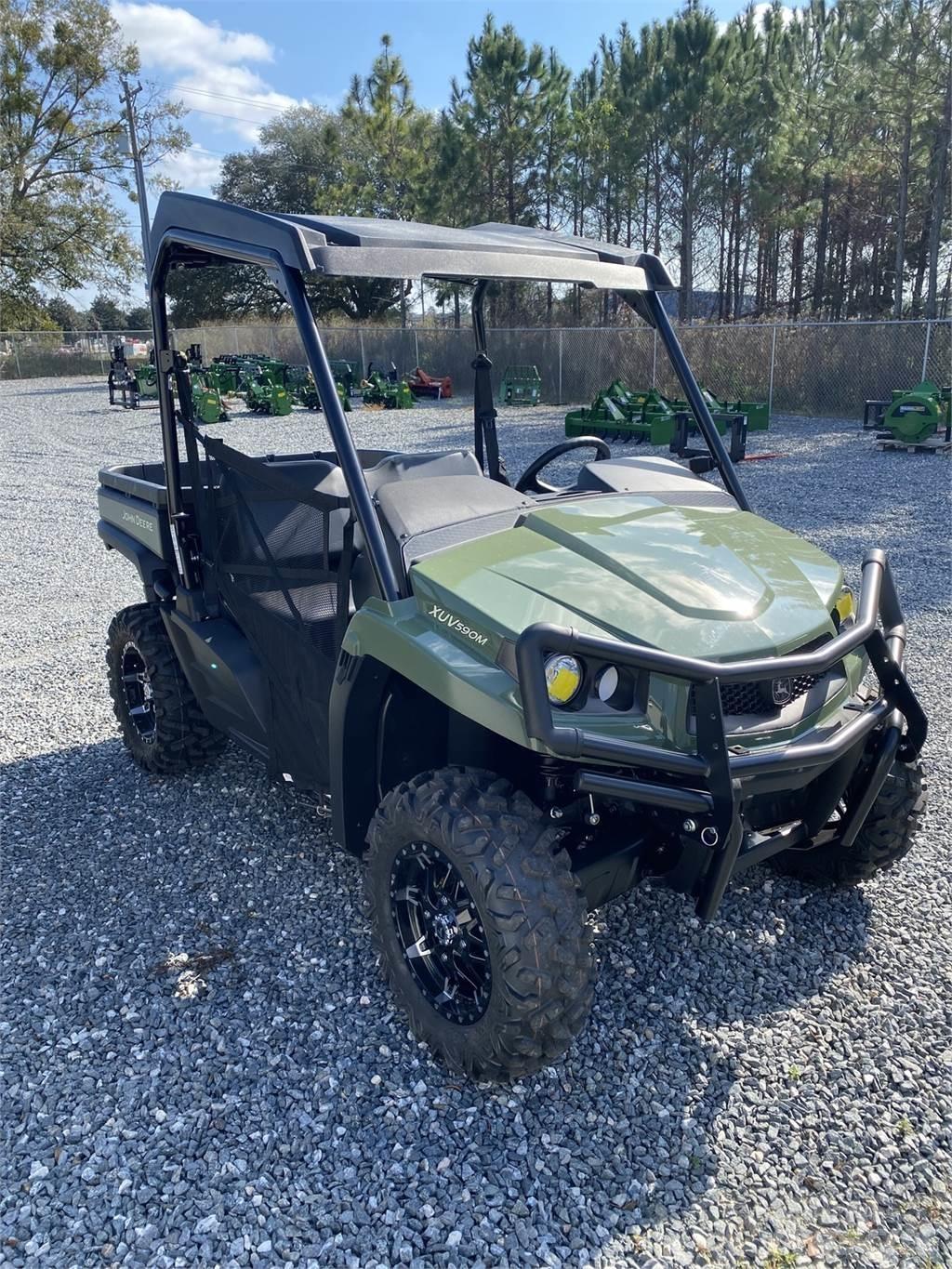 John Deere 590M Mini utilitaire