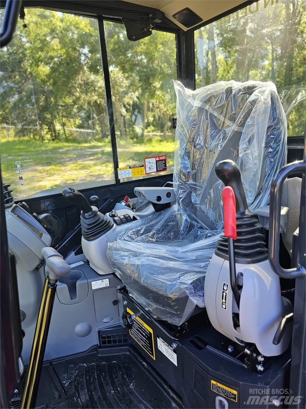 John Deere 60 P Mini pelle < 7t