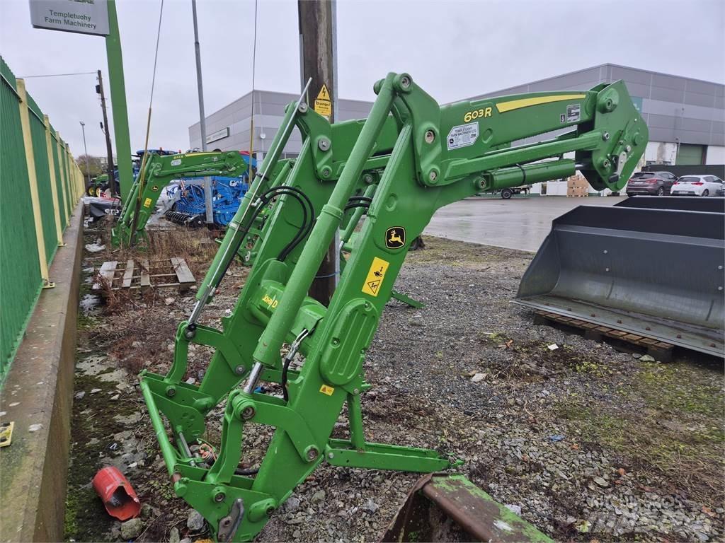 John Deere 603R Tracteur
