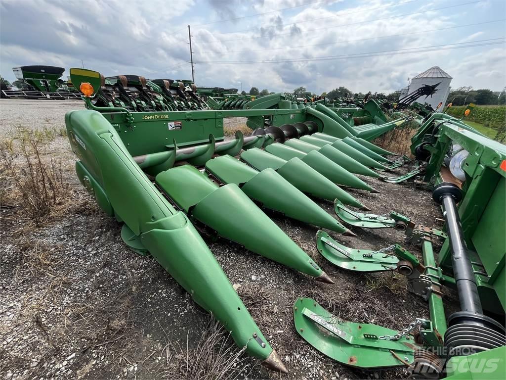 John Deere 608C Accessoires moissonneuse batteuse