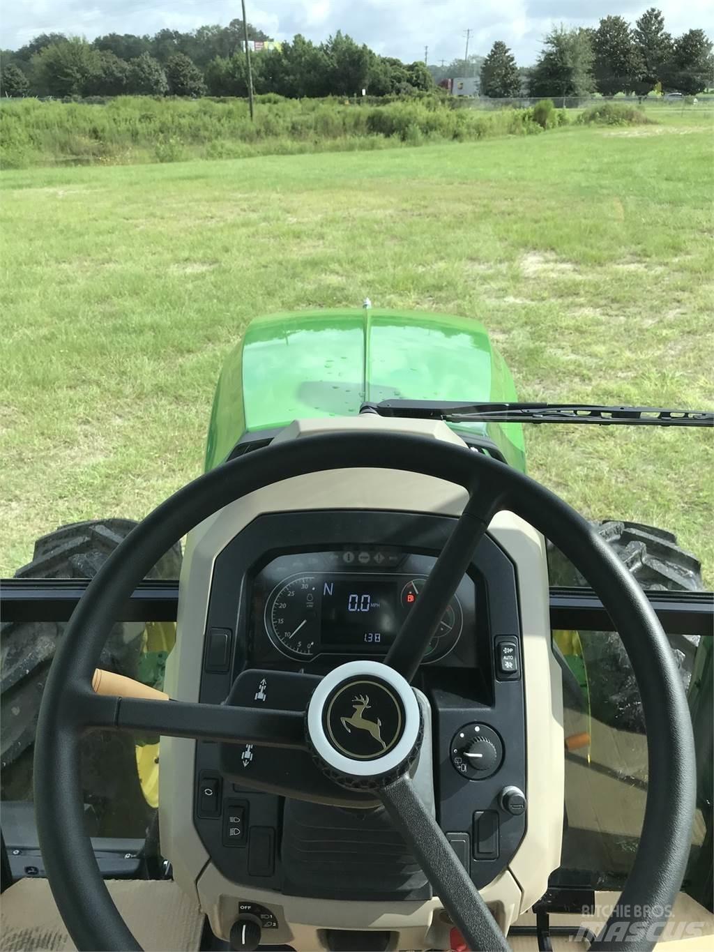 John Deere 6105E Tracteur