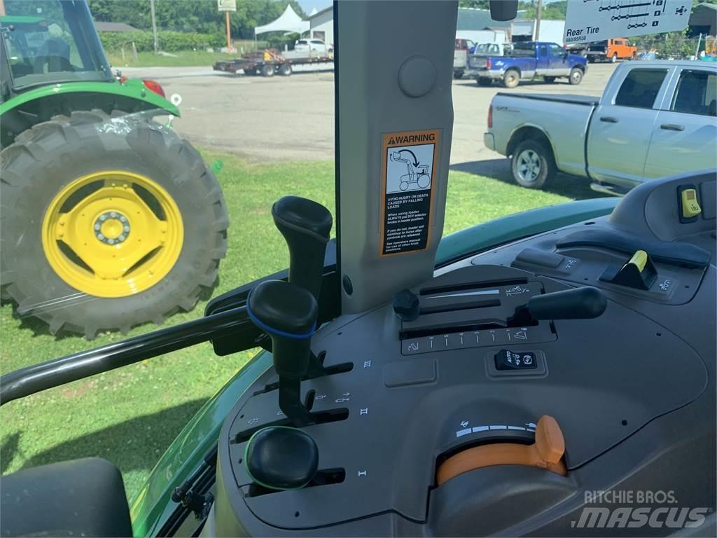 John Deere 6120E Tracteur