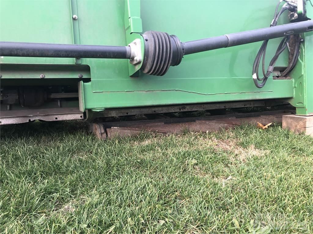 John Deere 612C Accessoires moissonneuse batteuse