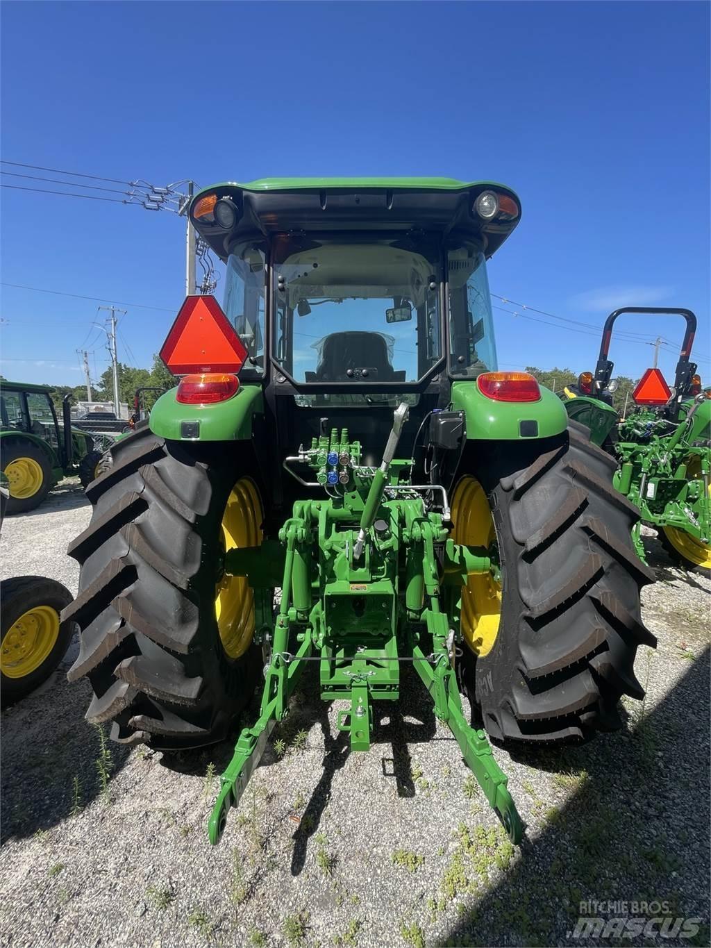 John Deere 6135E Tracteur