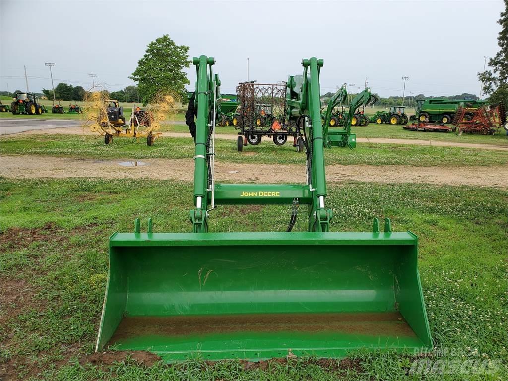 John Deere 620R Tracteur