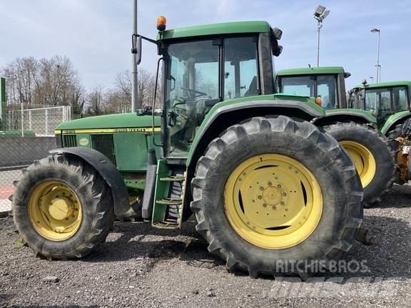 John Deere 6910 Tracteur