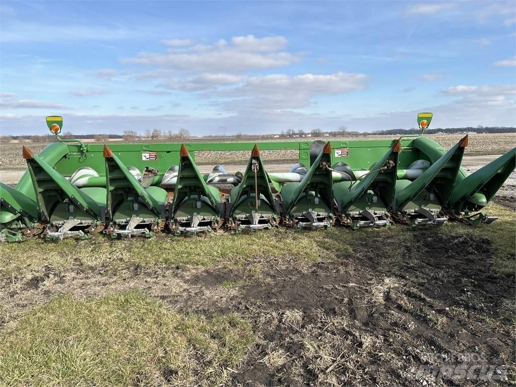 John Deere 708C Accessoires moissonneuse batteuse