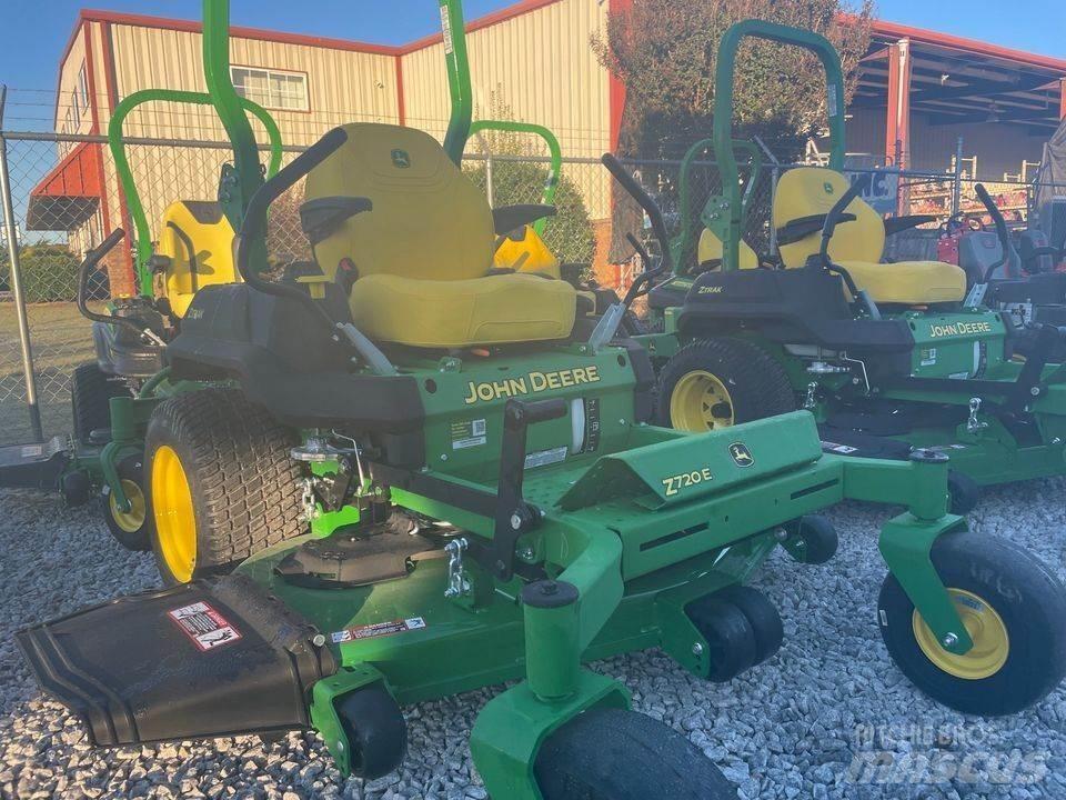 John Deere 720E Tondeuses à rayon de braquage zéro