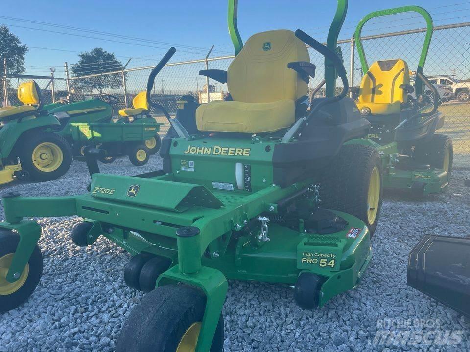 John Deere 720E Tondeuses à rayon de braquage zéro
