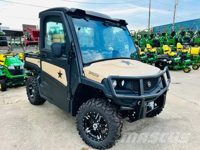John Deere 835M Mini utilitaire