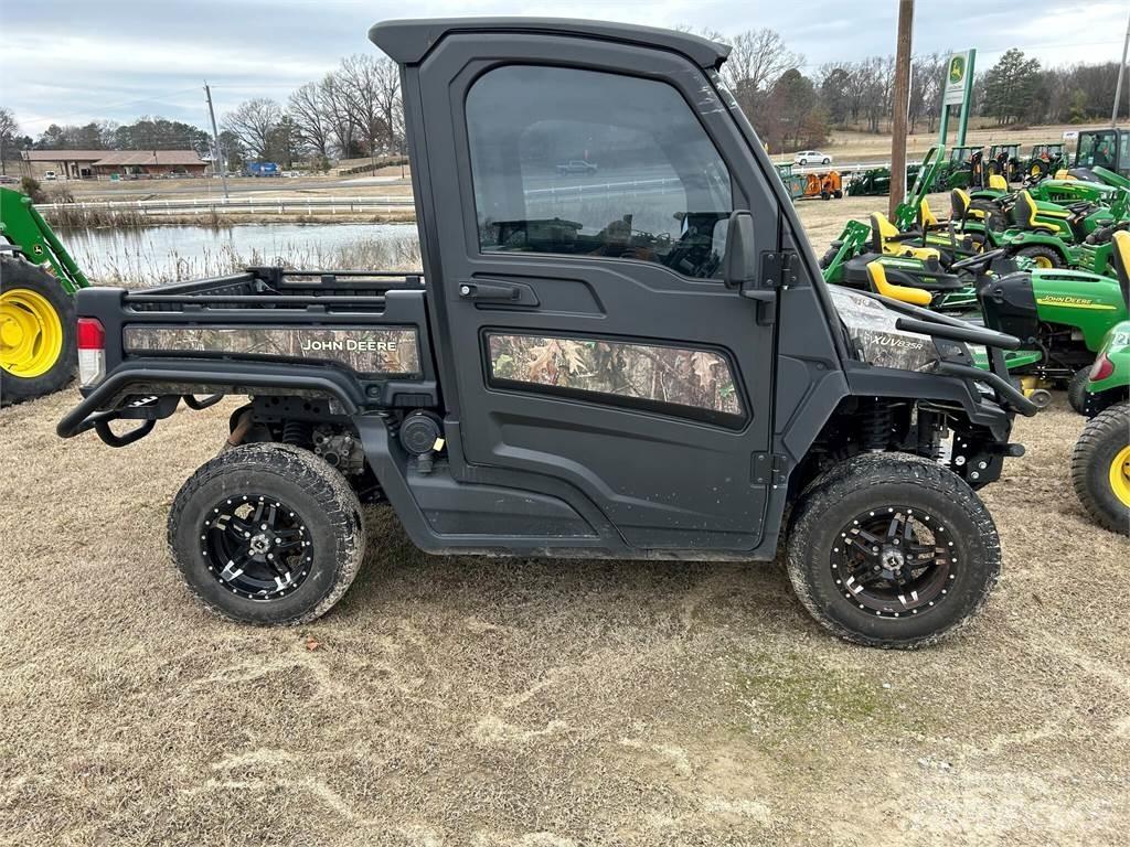 John Deere 835R Mini utilitaire