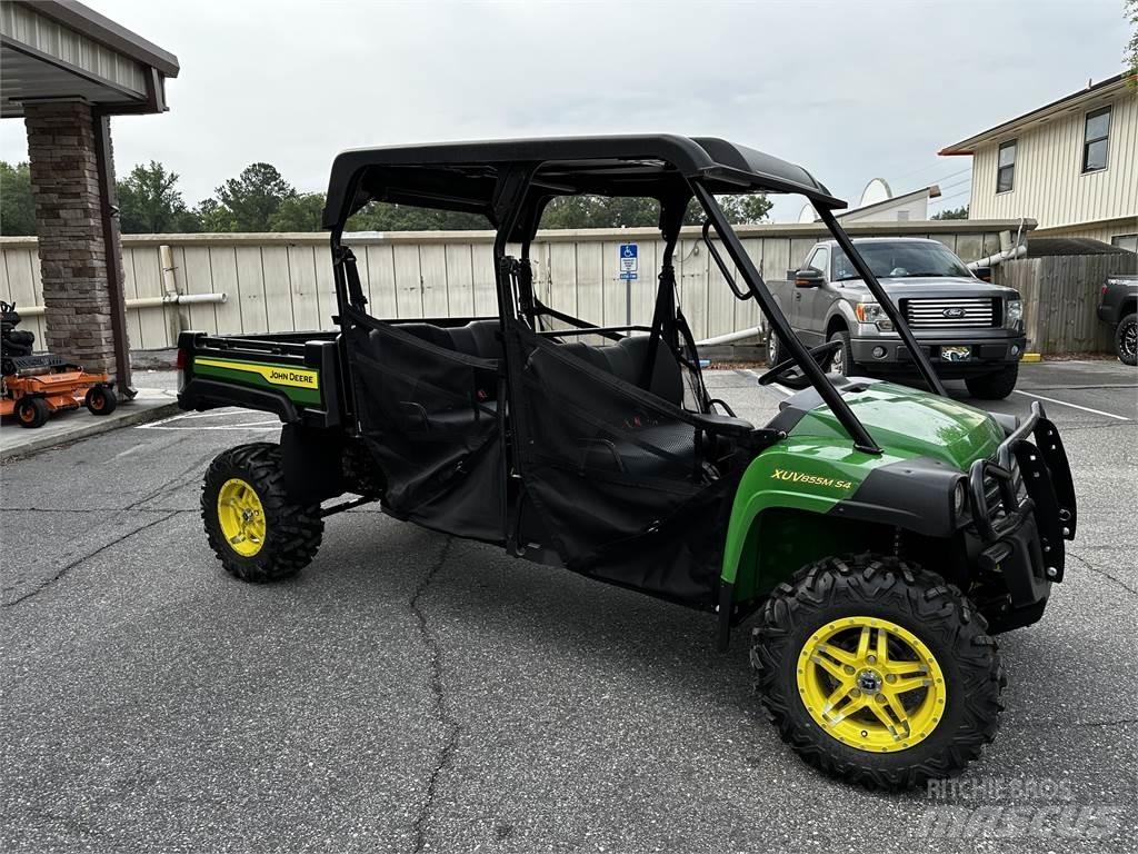 John Deere 855M Mini utilitaire