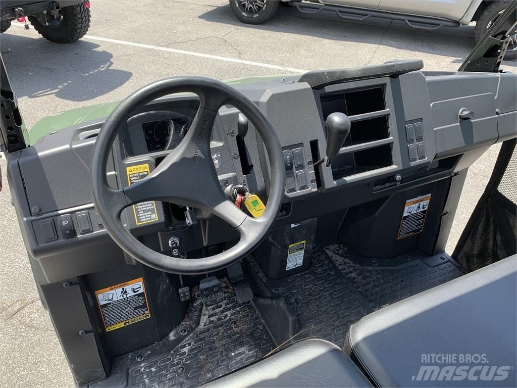 John Deere 865M Mini utilitaire