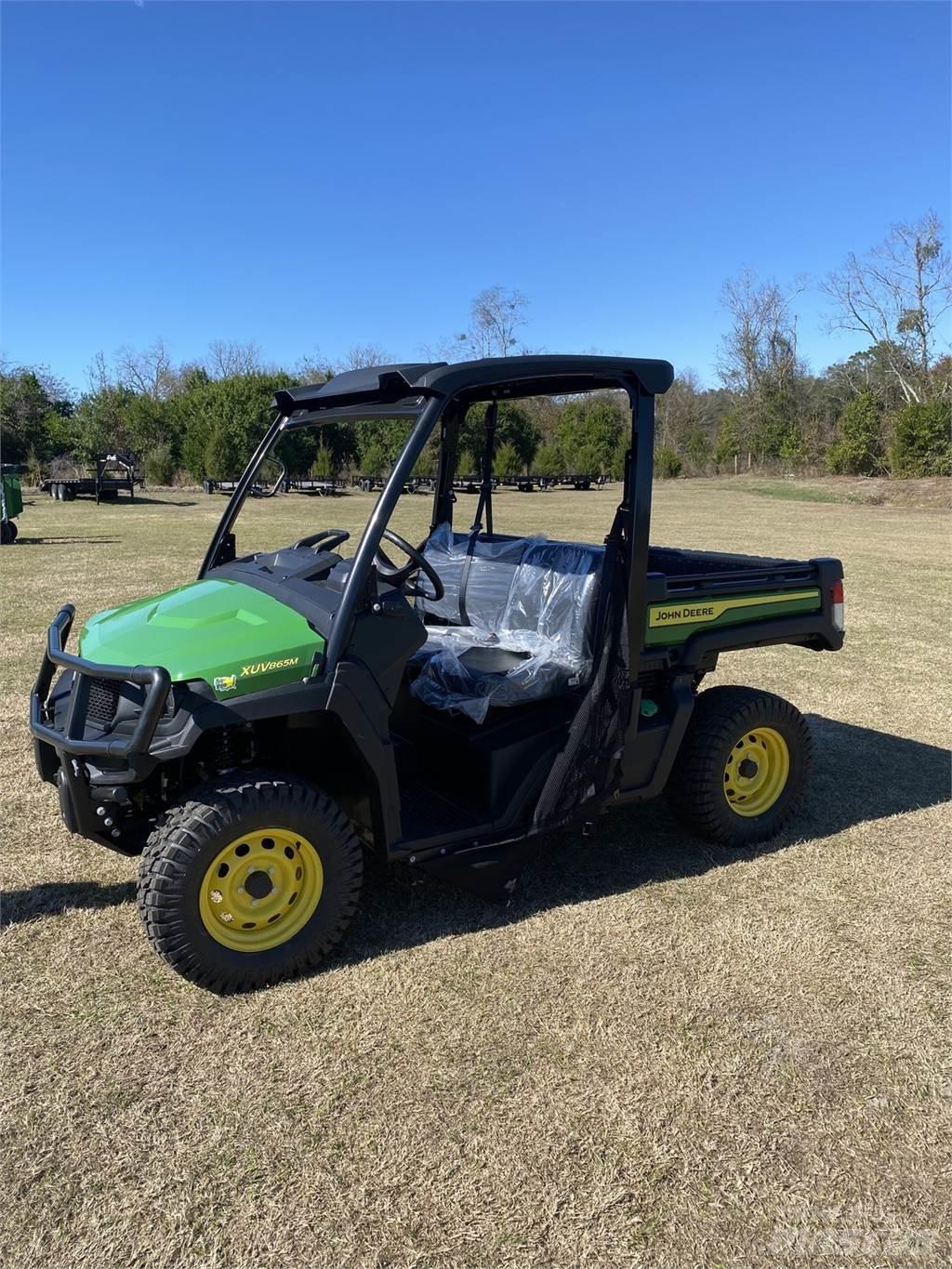 John Deere 865M Mini utilitaire