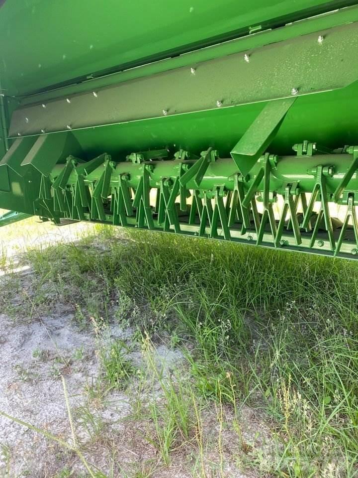 John Deere C350 Faucheuse-conditionneuse