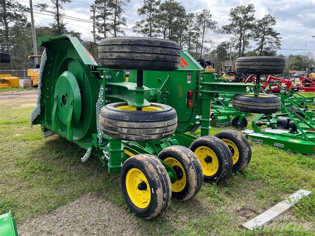 John Deere FC15R Dérouleuse, pailleuse