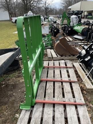 John Deere NA Dérouleuse, pailleuse