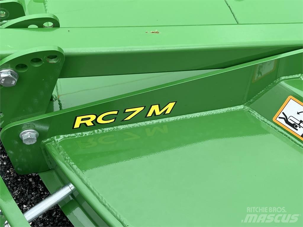 John Deere RC7M Dérouleuse, pailleuse