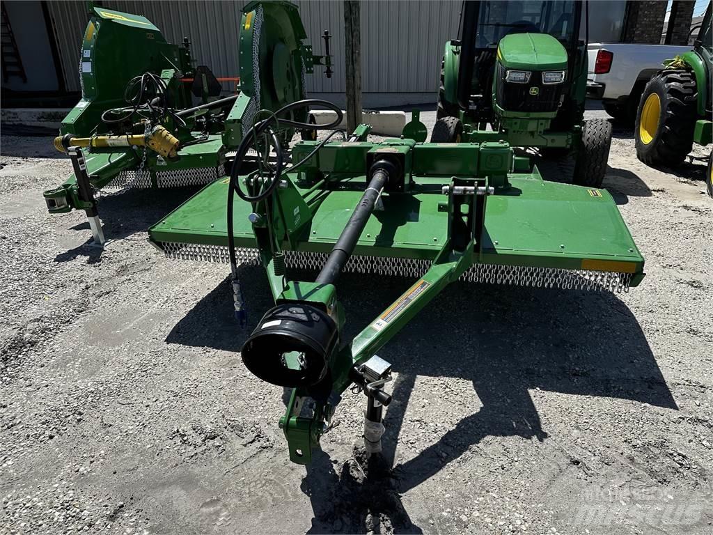 John Deere RC8M Dérouleuse, pailleuse