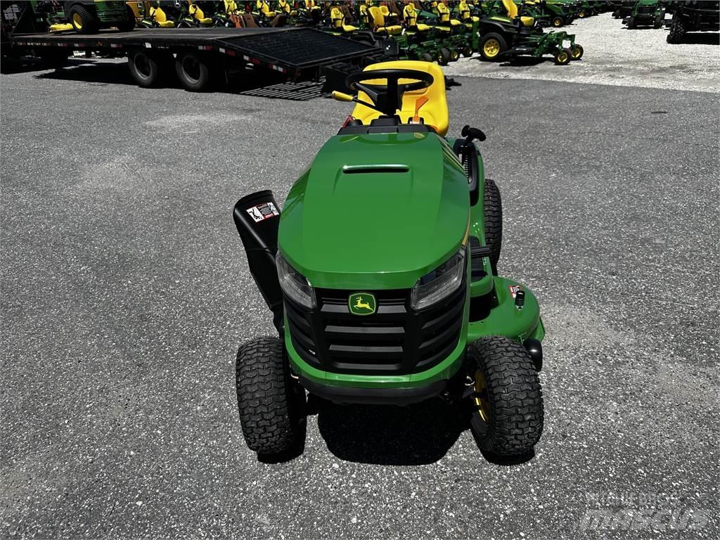 John Deere S100 Tondeuses montées