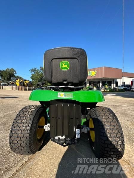John Deere S100 Tondeuses montées