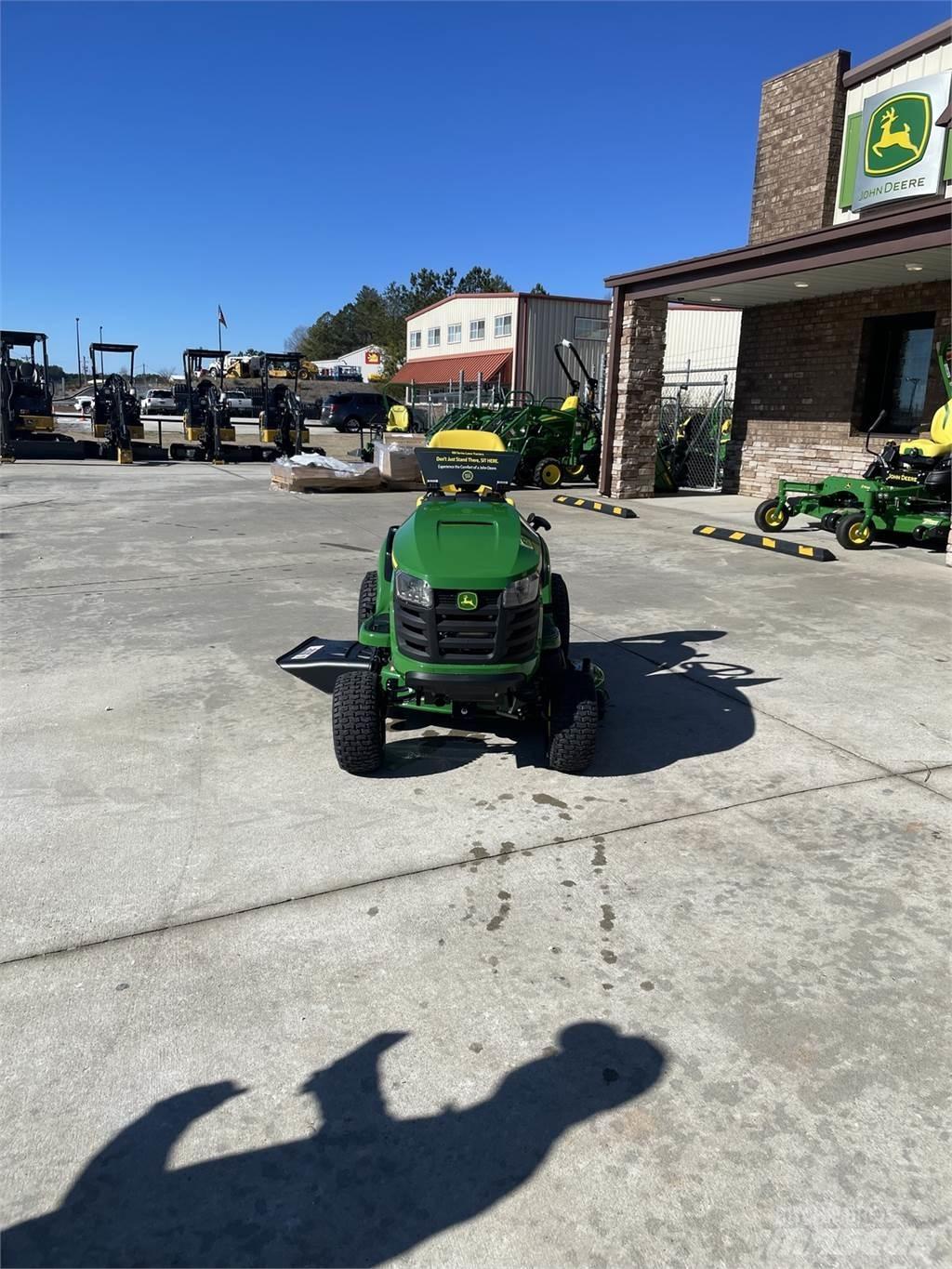 John Deere S110 Tondeuses montées