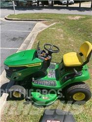 John Deere S110 Tondeuses montées