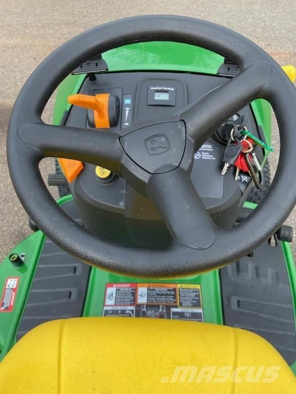 John Deere S120 Tondeuses montées