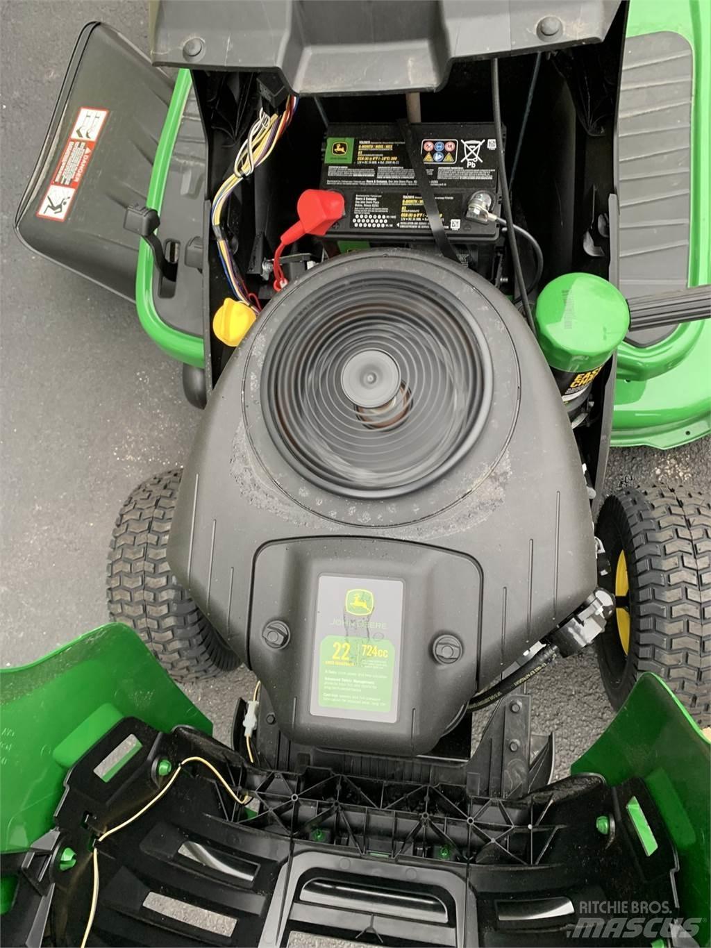 John Deere S130 Tondeuses montées