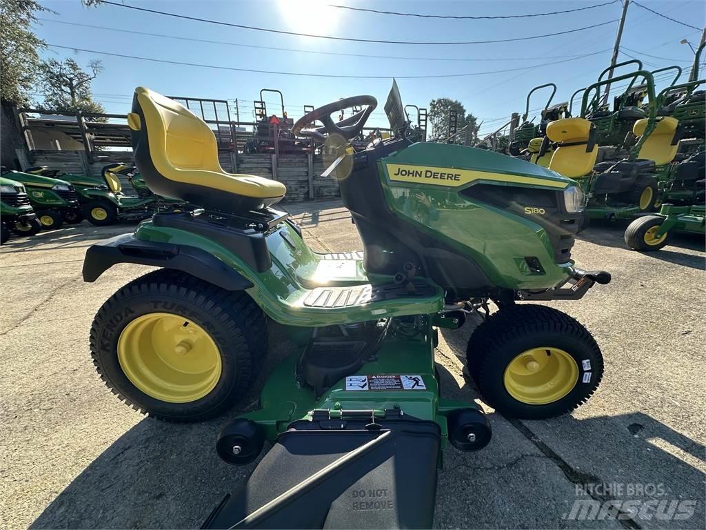John Deere S180 Micro tracteur