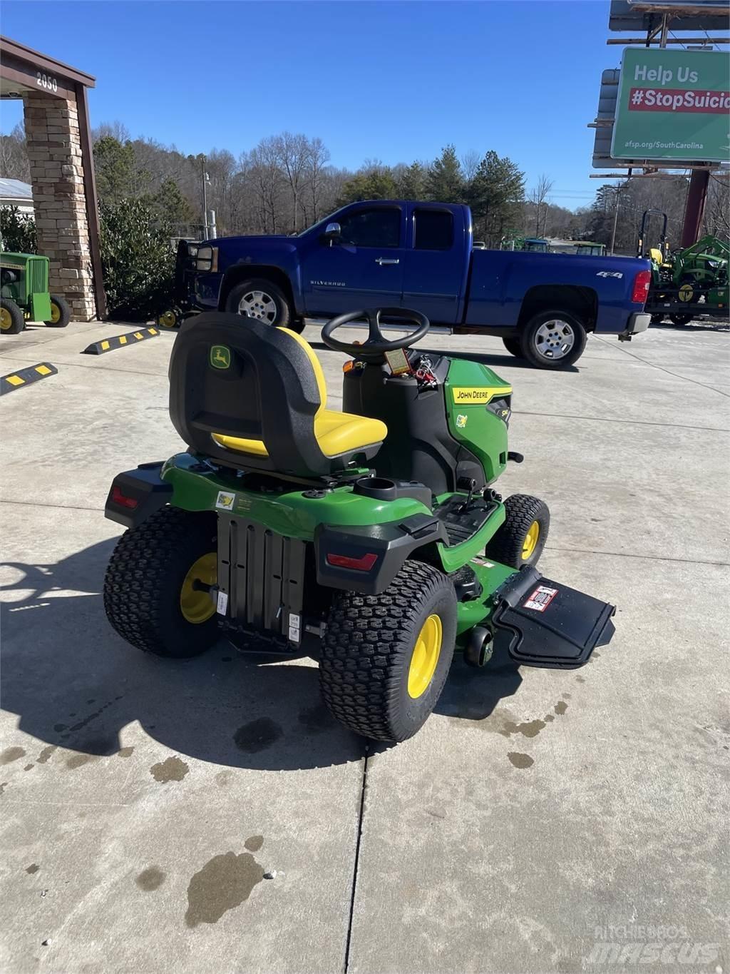 John Deere S240 Micro tracteur