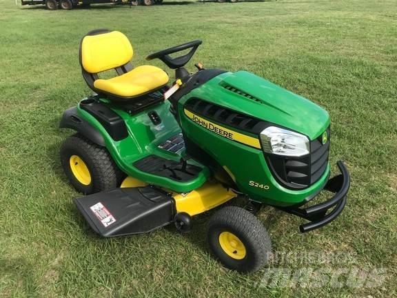 John Deere S240 Micro tracteur