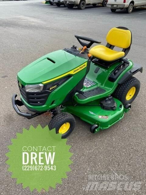 John Deere S240 Micro tracteur