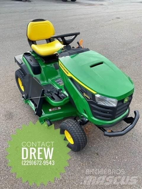 John Deere S240 Micro tracteur