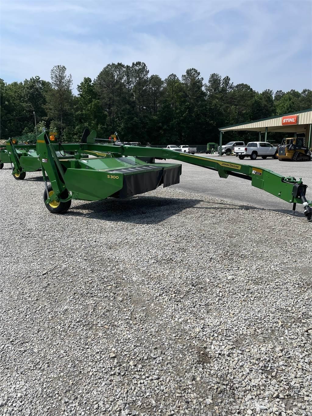 John Deere S300 Faucheuse-conditionneuse
