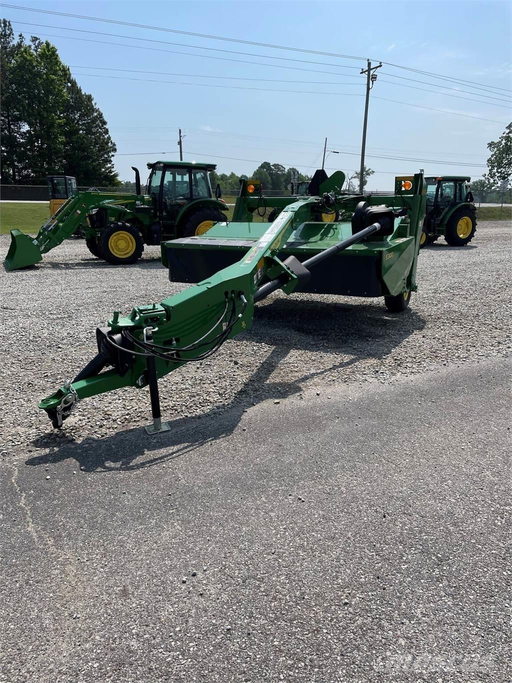 John Deere S300 Faucheuse-conditionneuse