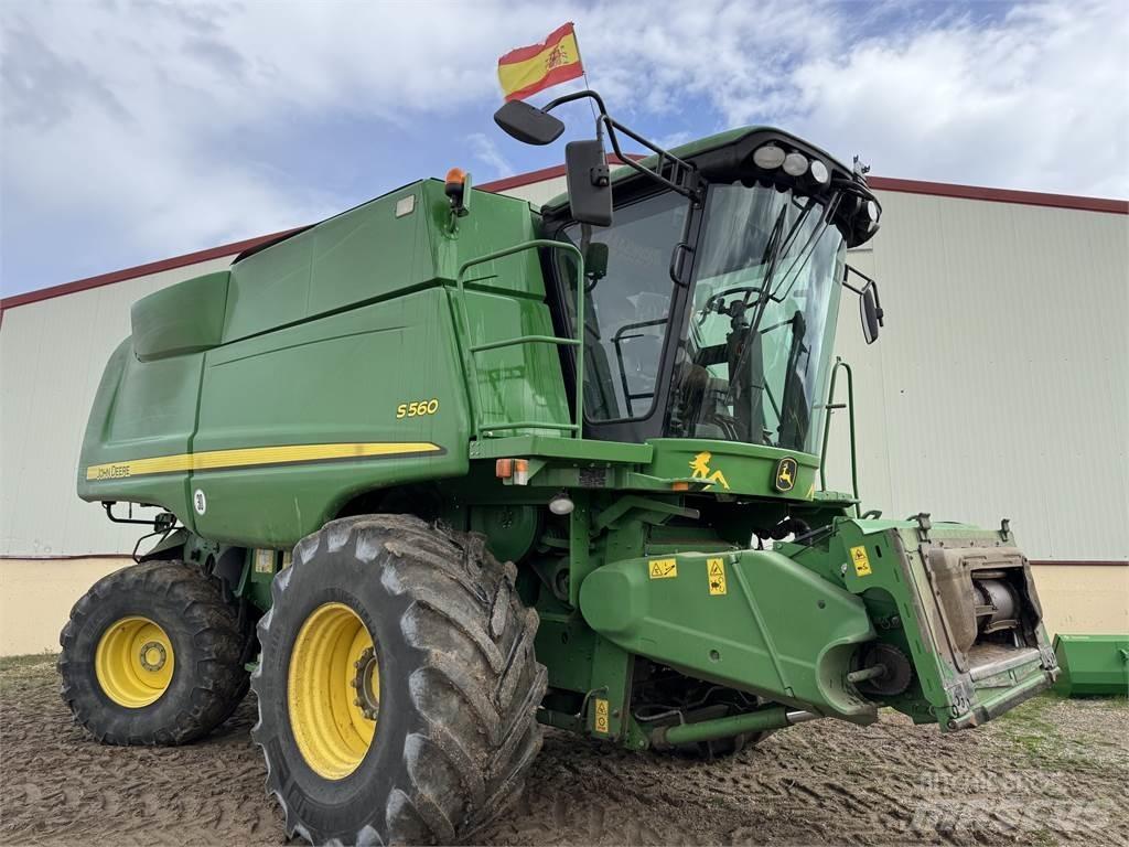 John Deere S560 Moissonneuse batteuse