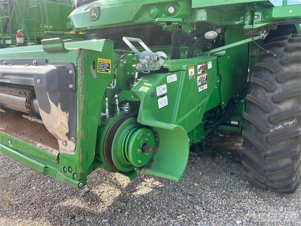 John Deere S770 Moissonneuse batteuse