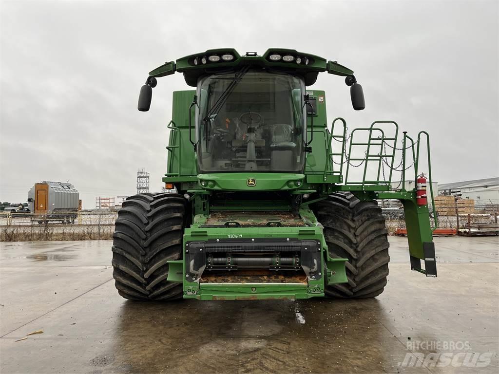 John Deere S780 Moissonneuse batteuse