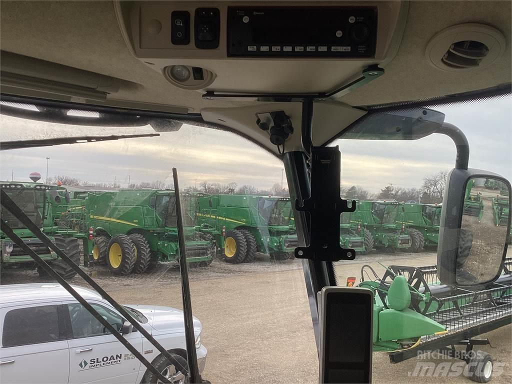 John Deere S790 Moissonneuse batteuse