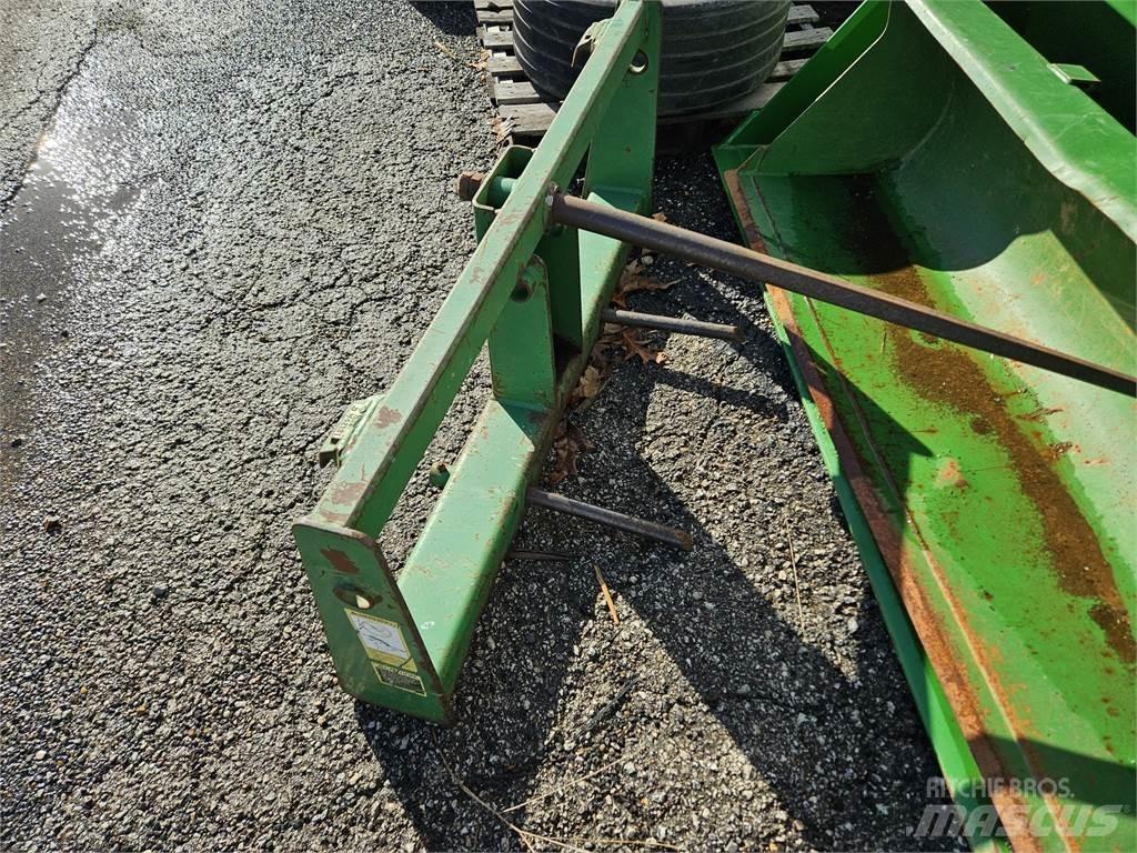 John Deere SE Autres matériels de fenaison