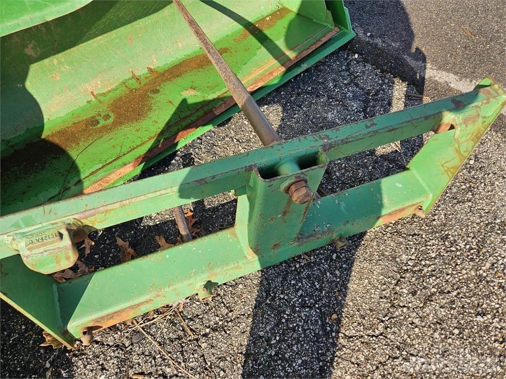 John Deere SE Autres matériels de fenaison