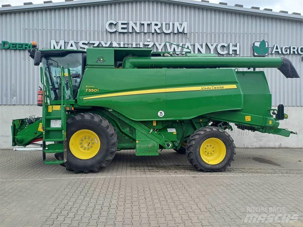 John Deere T550 Moissonneuse batteuse