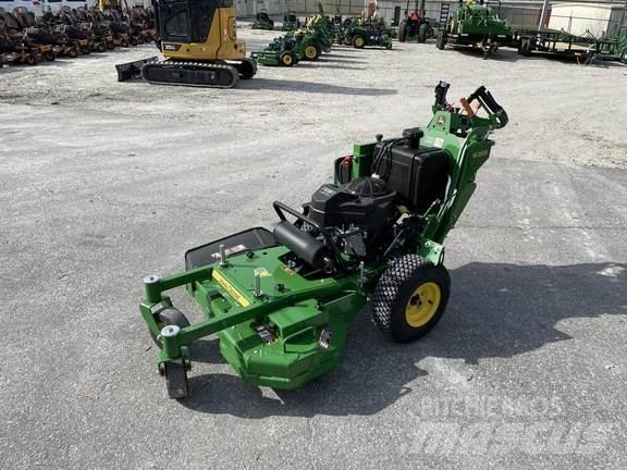 John Deere W36R Tondeuses à conducteur marchant